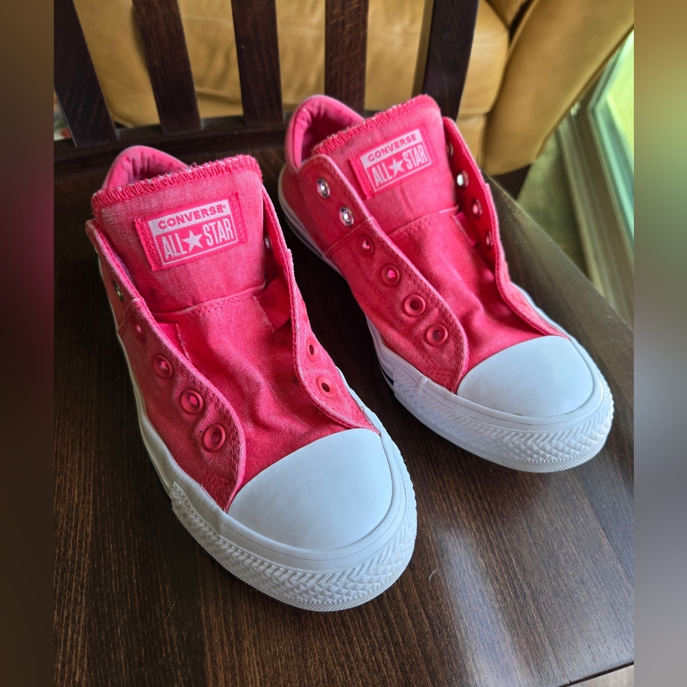 CONVERSE Coral Slip-On Sneakers